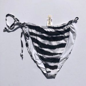 Dippin’ Daisy’s Infinite bottom